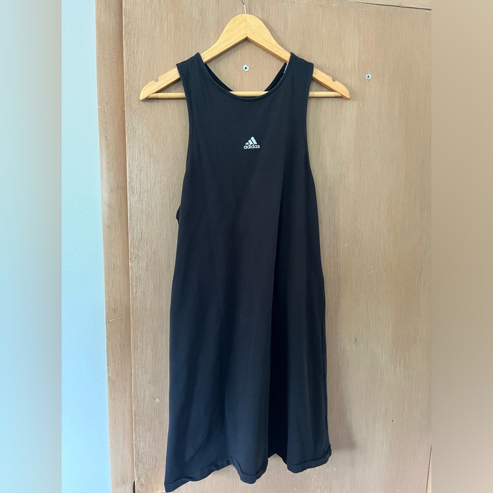 Adidas racerback tennis tank dress size Large